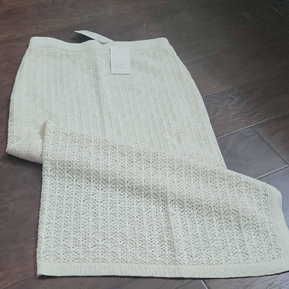 Cream Knit Skirt
